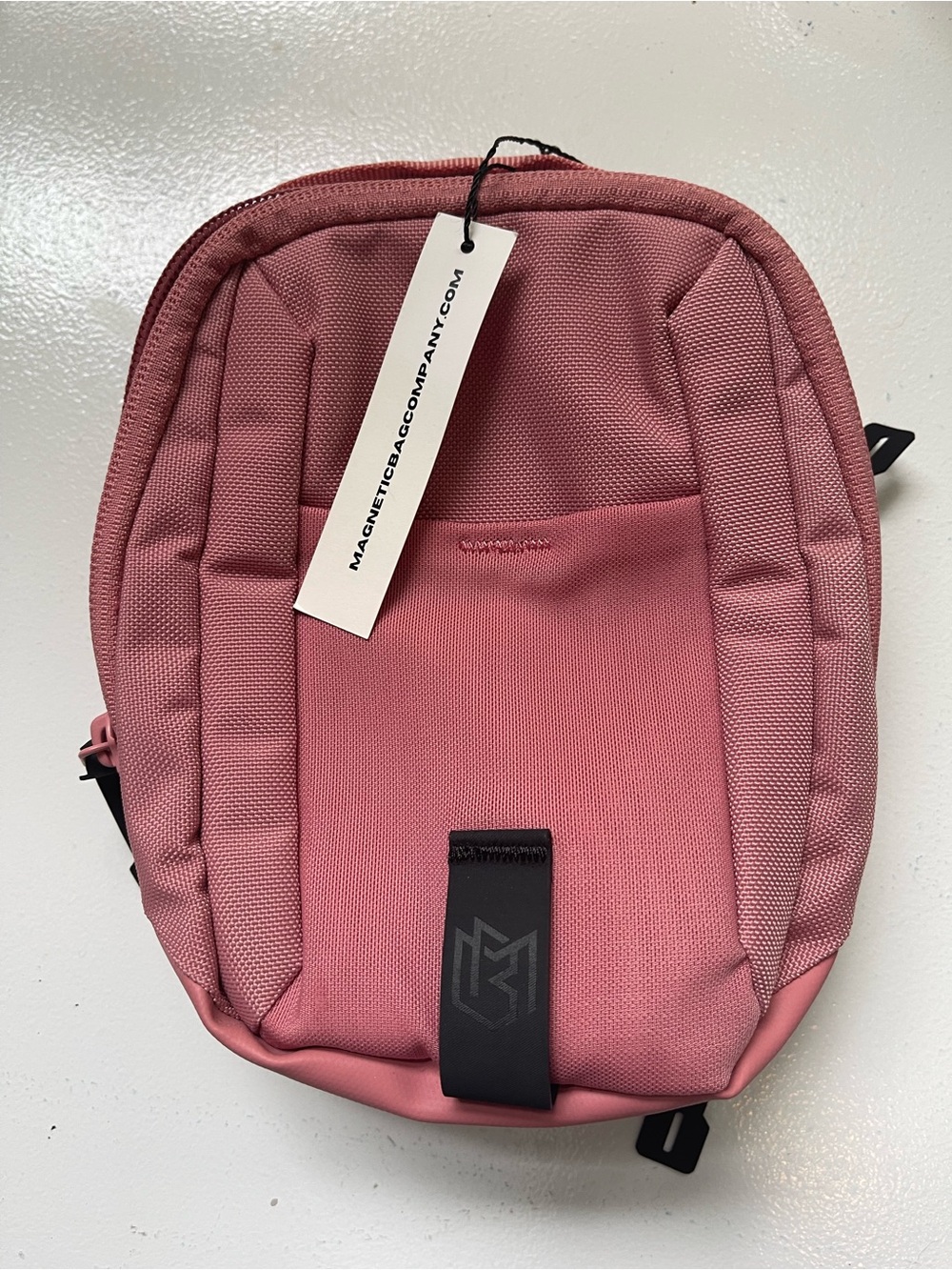 Magnetic Bag Company Pink Magnetic Crossbody Gym Bag NWT